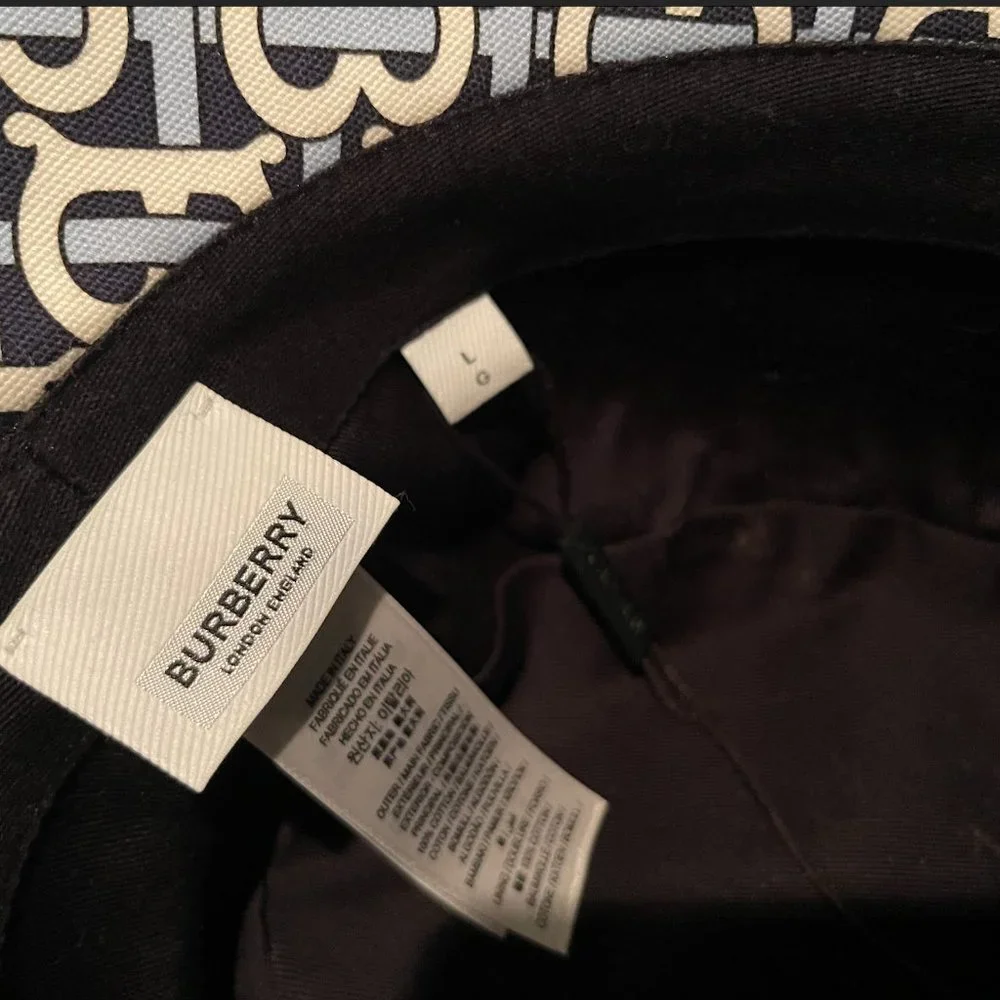 Burberry Bucket Hat - Picture 4 of 5